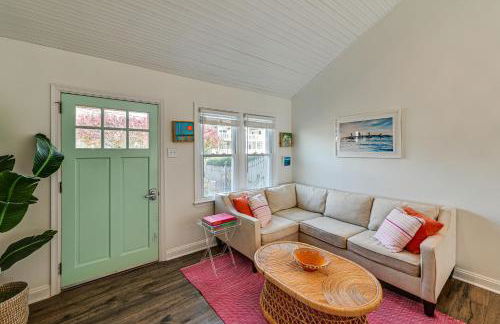 Walk to Beach and Dtwn Dining! Avalon Coastal Escape - Foto 5