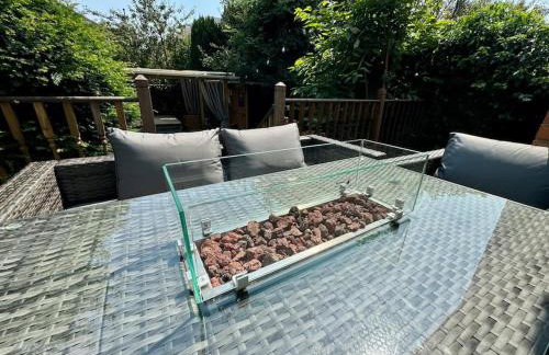 8min to City, Hot Tub House, Fire Pit, Free Parking - Foto 17