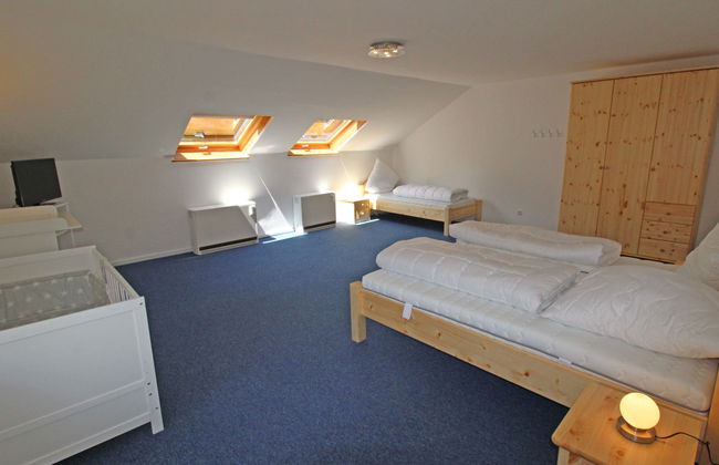 3 bedroom Apartment in Immerath with garden and terrace - Photo 12