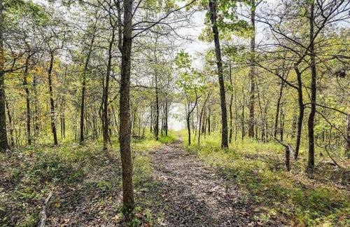 Nolin Lake Home with Hot Tub 15 Mi to Mammoth Cave! - Foto 32