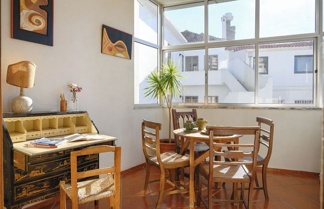 VIC Aveiro Arts House - Photo 42