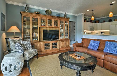 Walk to Shore: Holmes Beach Home w/ Pool & Hot Tub - Foto 3