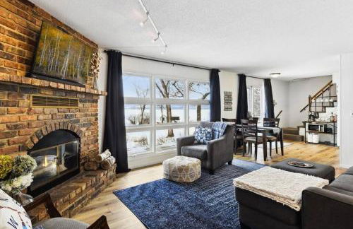 Lake Cabin; Renovated, Flat Lot, Dock, Sandy Beach, Many Games and Lake Toys! - Foto 35