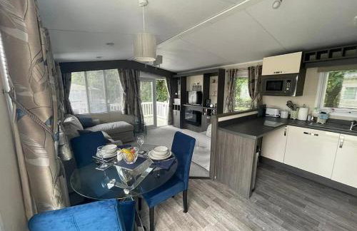 2-Bed Ringwood Cabin - incl Park Pass SelfCheckin - Foto 45