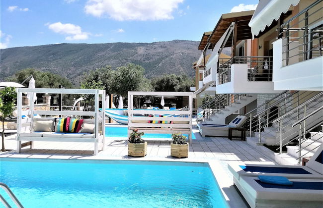 All Saints Villas - Photo 12