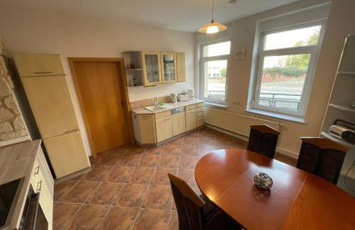 Ferienwohnung in Schmölln zentrale Lage - Foto 2