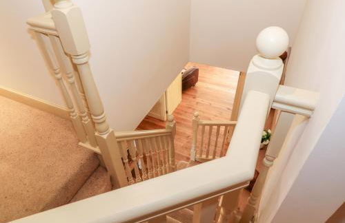 The Roundhouse - Photo 17