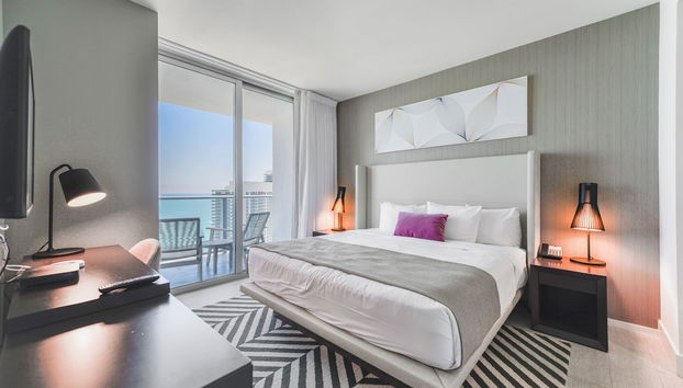 40th-Floor Gem Top Views & Amenities - Foto 3, Habitación