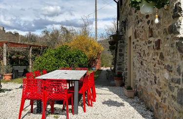 Casale del Pozzo-Villa with pool - Fosdinovo in the borgo of Pulica - Foto 7