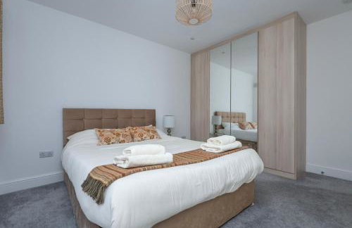 A wonderful and spacious house in a charming road - Photo 16