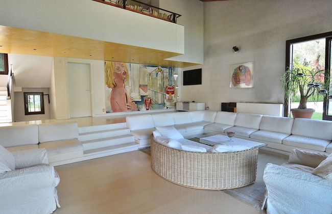 Villa Dismero With Pool - Photo 20