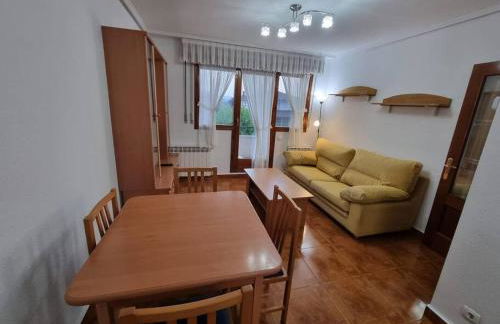 Apartamento con piscina privada No mascotas - Foto 9