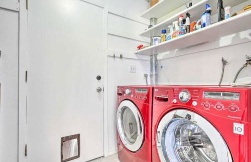 Families with Pets Welcome! Poolside Gem in Phoenix - Foto 27