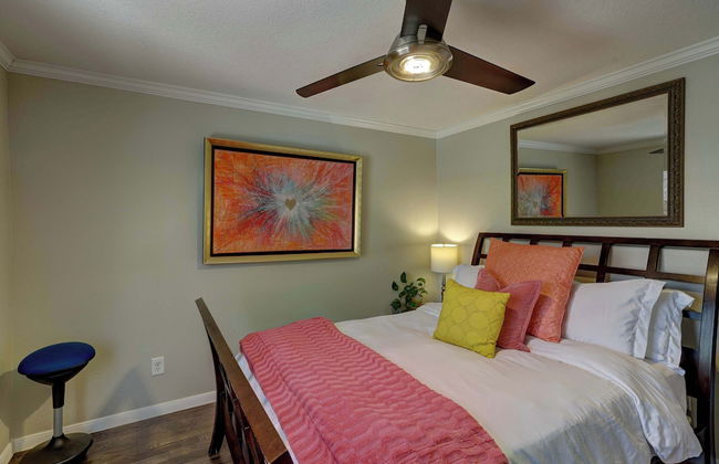 Spring Branch Haven - Cozy 3BR Oasis, Pet Friendly - Foto 10