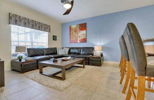 4 Bedrooms 3 Bathrooms Paradise Palms 8881 CP - Foto 2