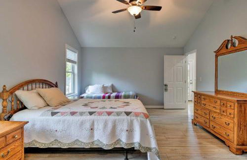 Covered Deck, Grill and Game Room Gilford House! - Foto 14