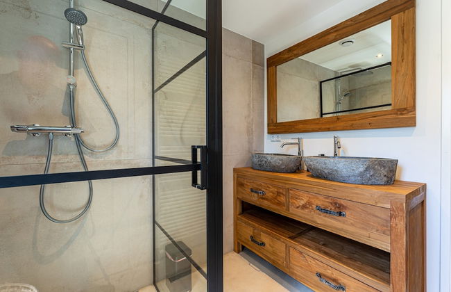 Forest Cabin With Pets - Photo 18