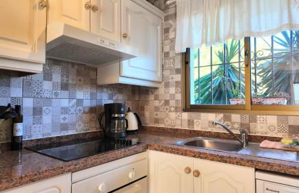 Peaceful 2BR Apartment - Pool - Parking - Casa Romin - Photo 13