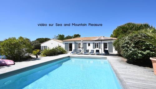 Villa Mer 4 Etoiles - 90 M de la mer Sea and Mountain Pleasure - Foto 2, Garden, sunbed, Garden view