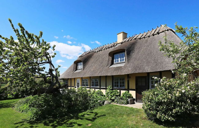 Idyllic Countryside Retreat-by Traum - Photo 19