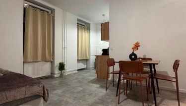 Cozy Studio Steglitz Sleeps 4 Near center - Foto 3