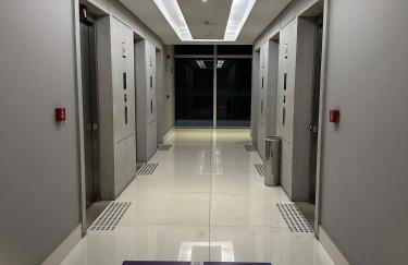 Studio moderno com vista incrível e garagem - Foto 26