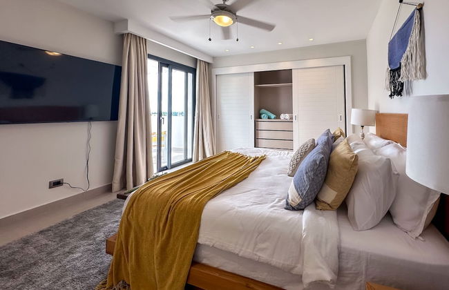 4 Bedroom Beach Penthouse w Private Rooftop - Foto 57