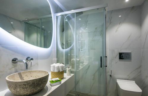 Villa Olia Heated Pool 95m Walk to Sandy Beach - Foto 6