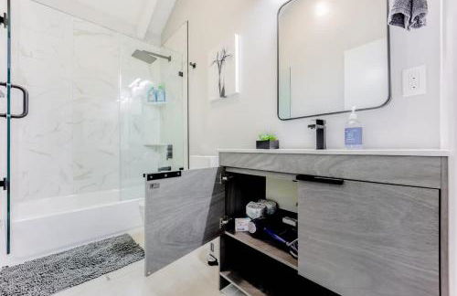 Luxury Family Home w AC and Patio near Meta and Stanford - Foto 31