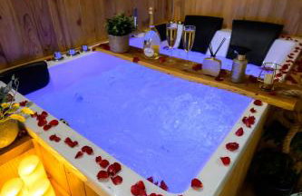 Jacuzzi Sauna privatif - La Cabanette Spa - Foto 2