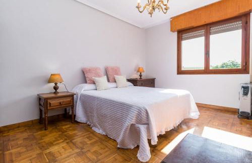 Encantadora casa con jardín cerca de Santillana del Mar - Foto 5