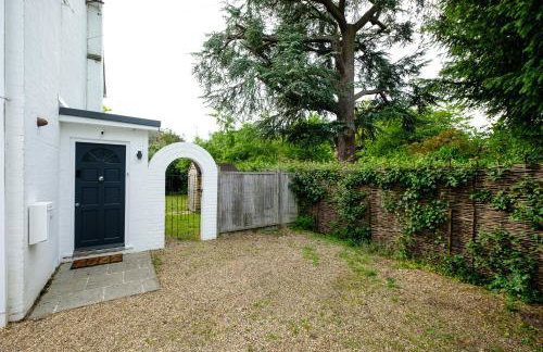 Riverwalk Apartment One - Photo 63