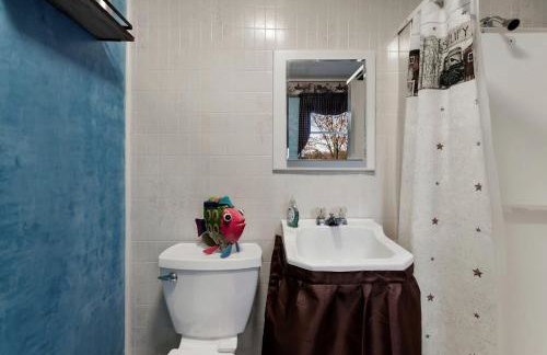 Serene Riverfront Cabin Haven near South Branch Potomac River in West Virginia - Foto 6