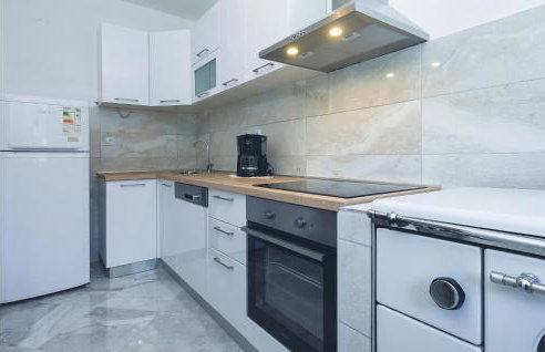 10 Bedroom Beautiful Home In Kucice - Foto 38