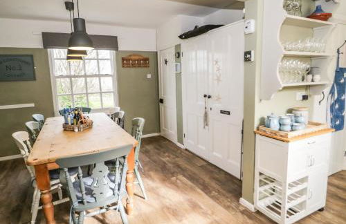 2 Old Coastguard House - Photo 12