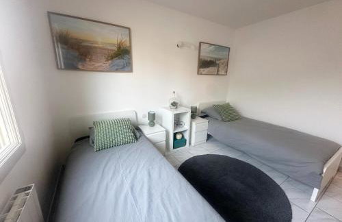 Lovely Holiday Home in Loire for 10 - Photo 18