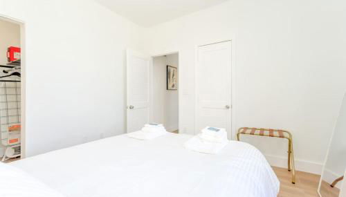 CHIC AND COZY 1 Br and 1Bth Suite on Collins Ave - Foto 5