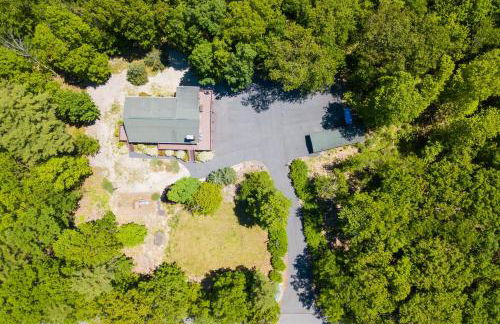 Massive Log Chalet with Hot Tub - Foto 23