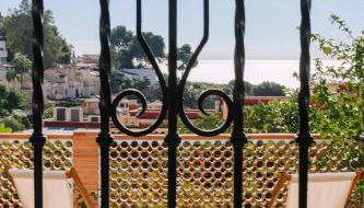 Hacienda Clavero Two Garden Apartment - Photo 2