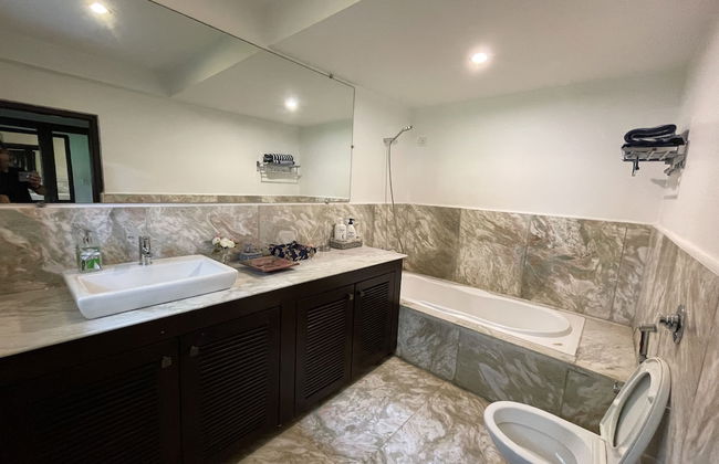 Casa Riverside- 5BHK Luxuty Pool Villa - Photo 34