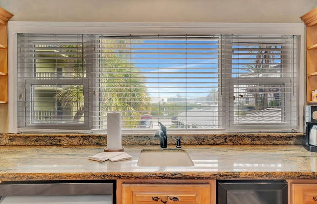 Stones Throw Beachfront Premier Suite 4 Views - Foto 29