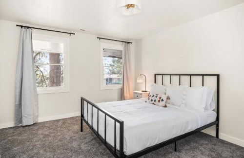 Beautiful 3 story villa with room for 17 people - outdoor POOL and indoor SAUNA - Foto 70