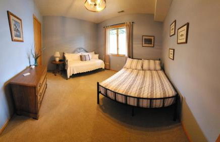 Charming home on Lake Latoka - Foto 9