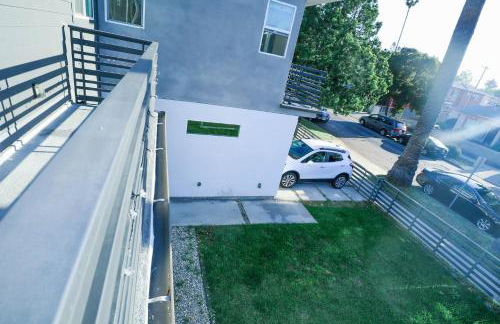 4BR/4BR modern house at Mid-city - Photo 26