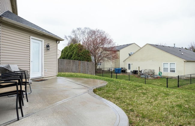 Spacious 4BR Home With Pool in Indianapolis - Foto 24