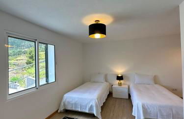 The Passion Fruit House - Photo 26