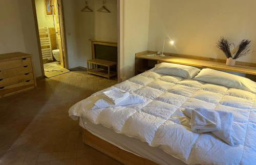 CASA RURAL DE ENSUEÑO EN CANTALLOPS CON 9 HABITACIONES DOBLES CON BAÑOS PRIVADOS Y PISCINA DE 20M x 2,70M - Foto 79