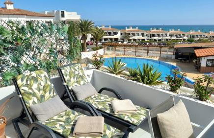 Soleggiato attico vista mare e piscina SC768 - Foto 6