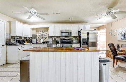 Pet-Friendly Lilburn Duplex with Patio and Grills! - Foto 11