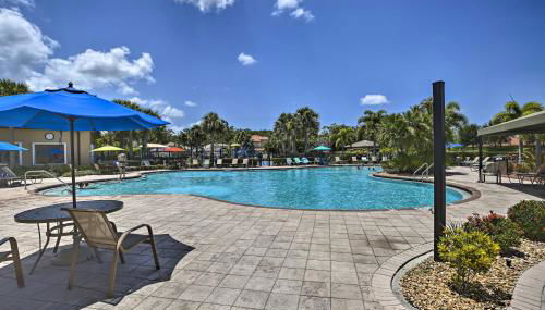 Bright and Airy Fort Myers Home with Pool Access! - Foto 3